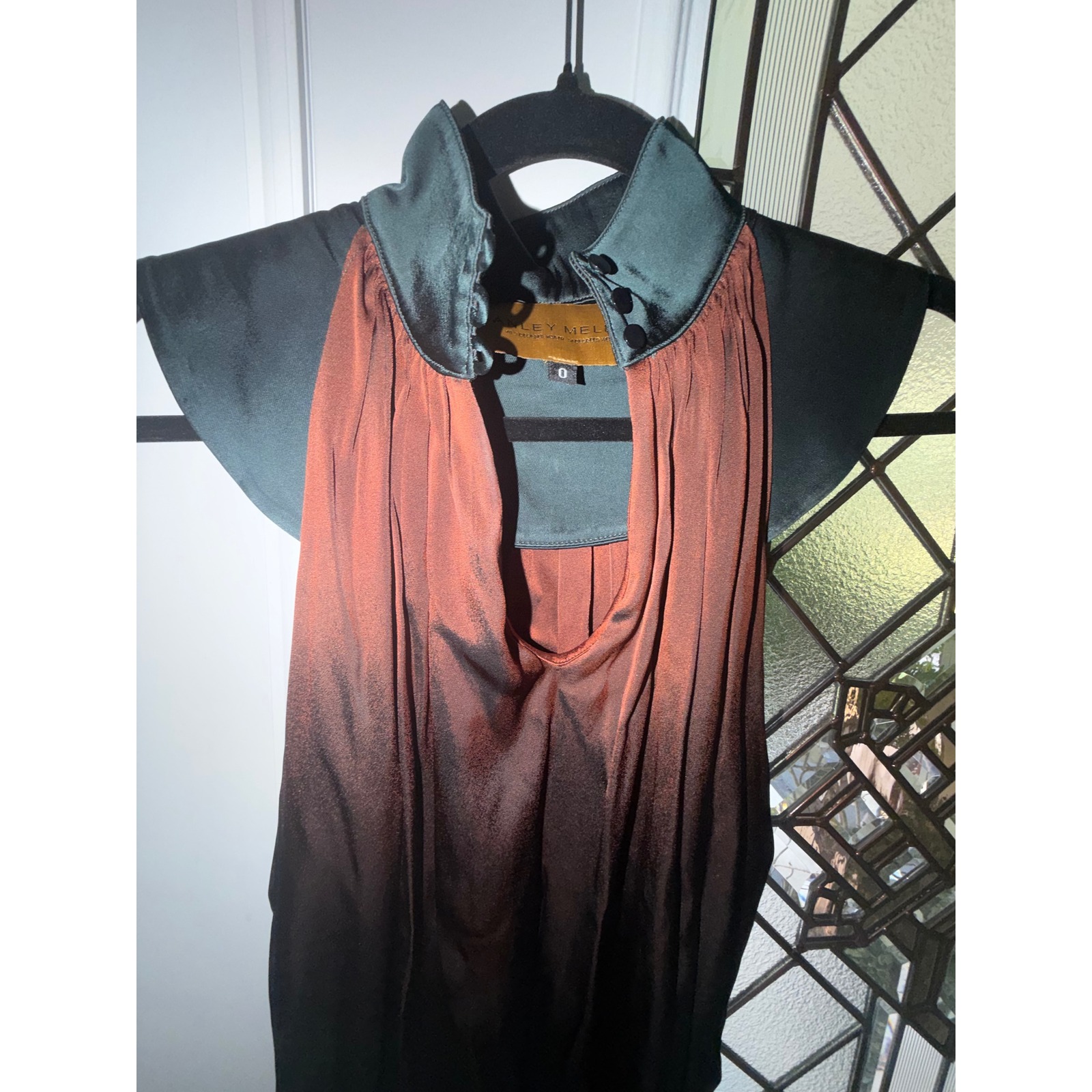 Hanley Mellon Ombre Sleeveless Blouse Rust Black High Neck Wing Shoulder Top 0